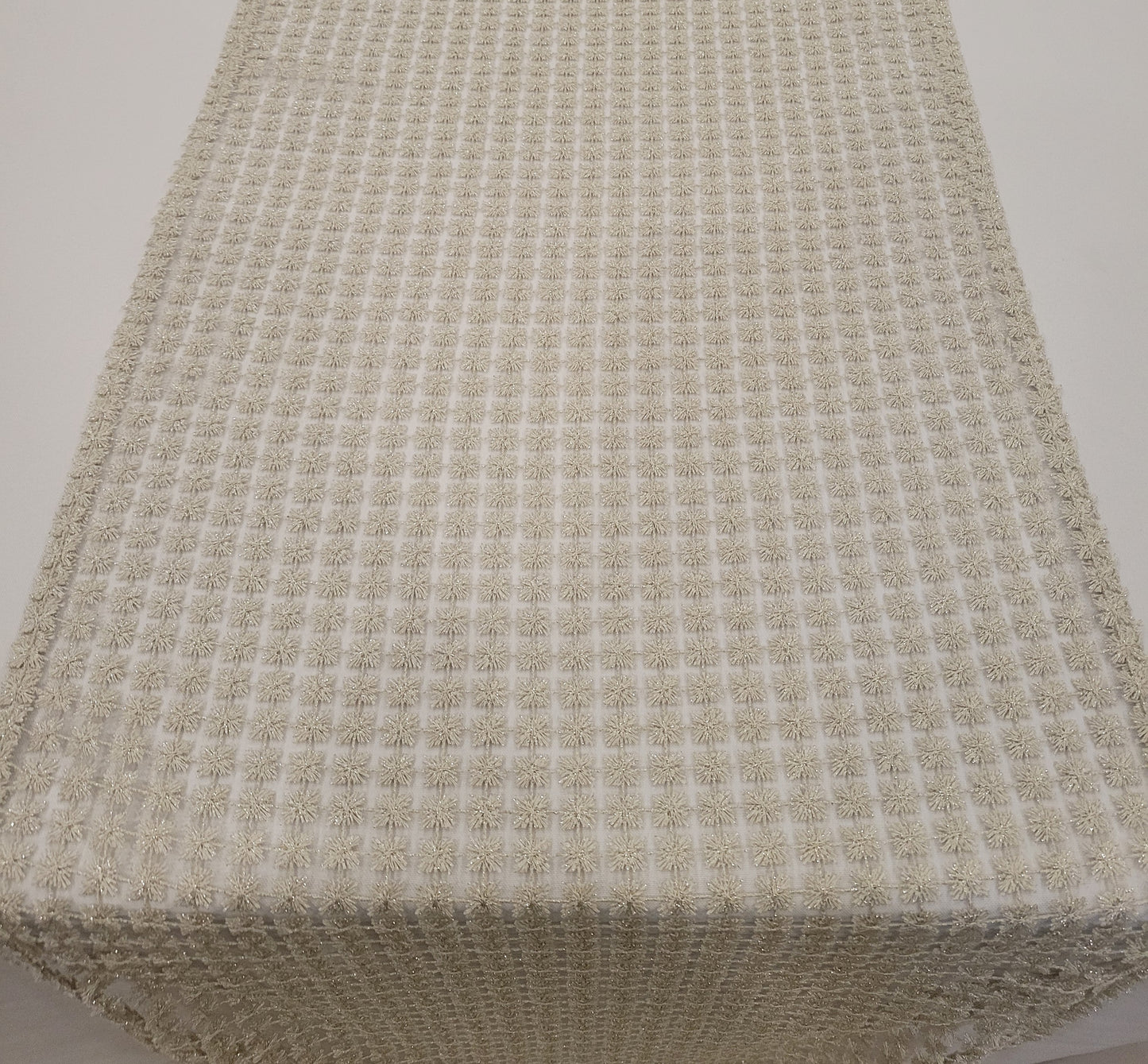 Luxe lace Table Runner