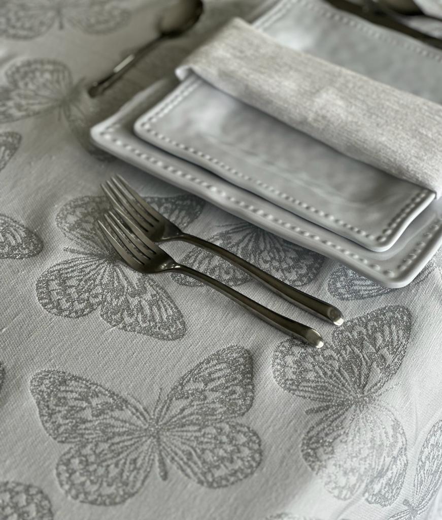 7011 Metallic Butterfly Silver