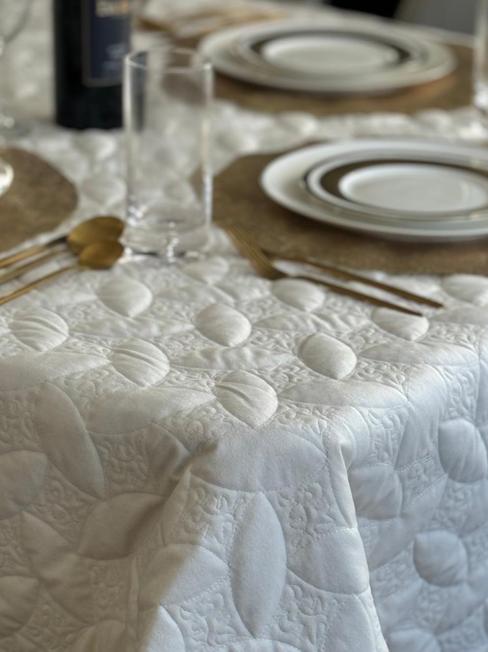 6020 Marquis Quilt Cream