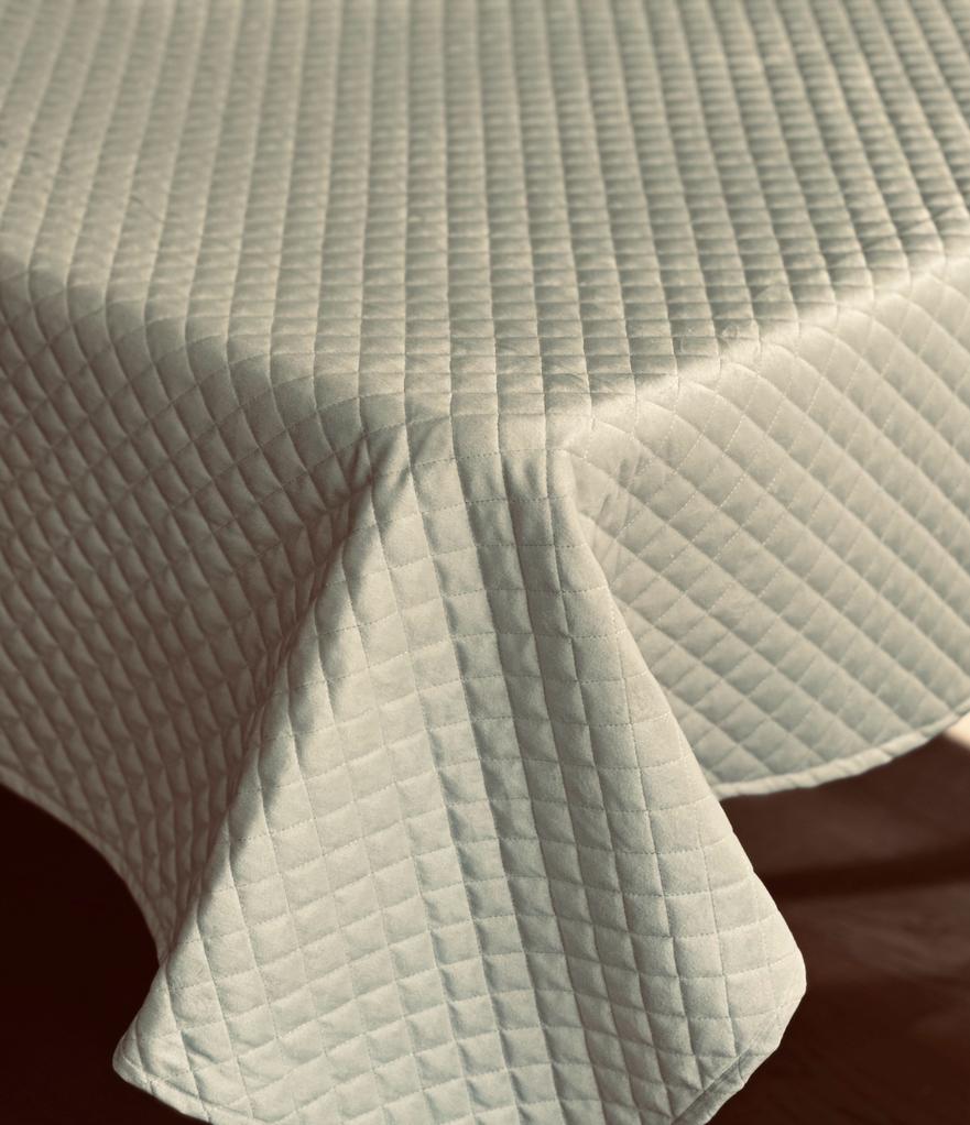 6030 Velvet Quilted cream