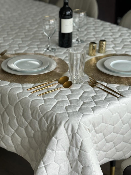 6010 Mosaic Quilt Cream