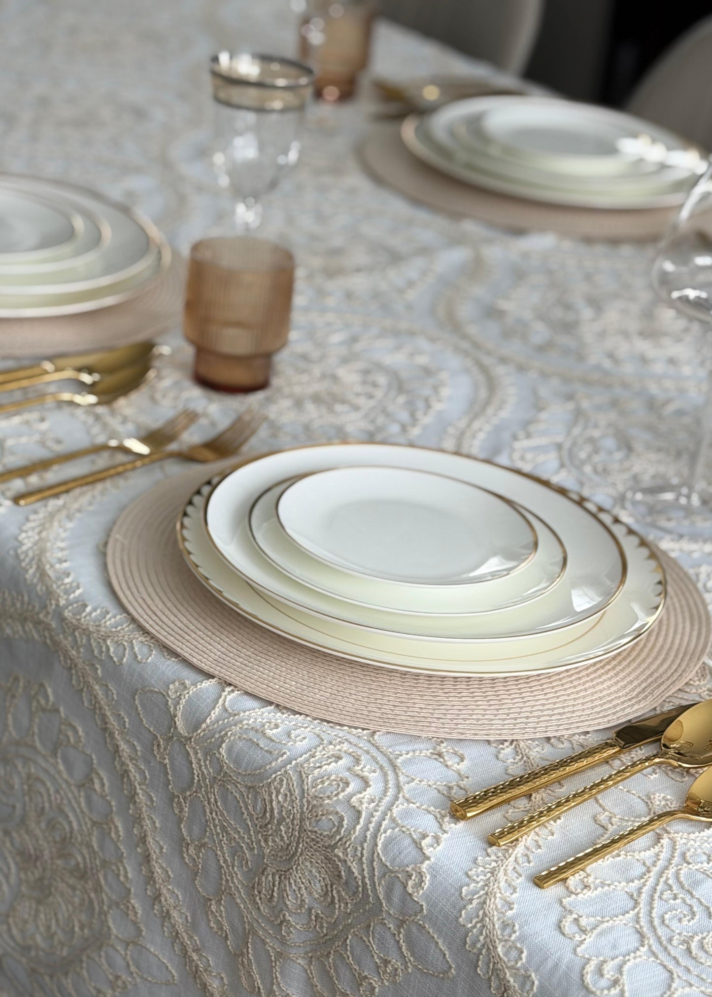 1007 Jardin Taupe