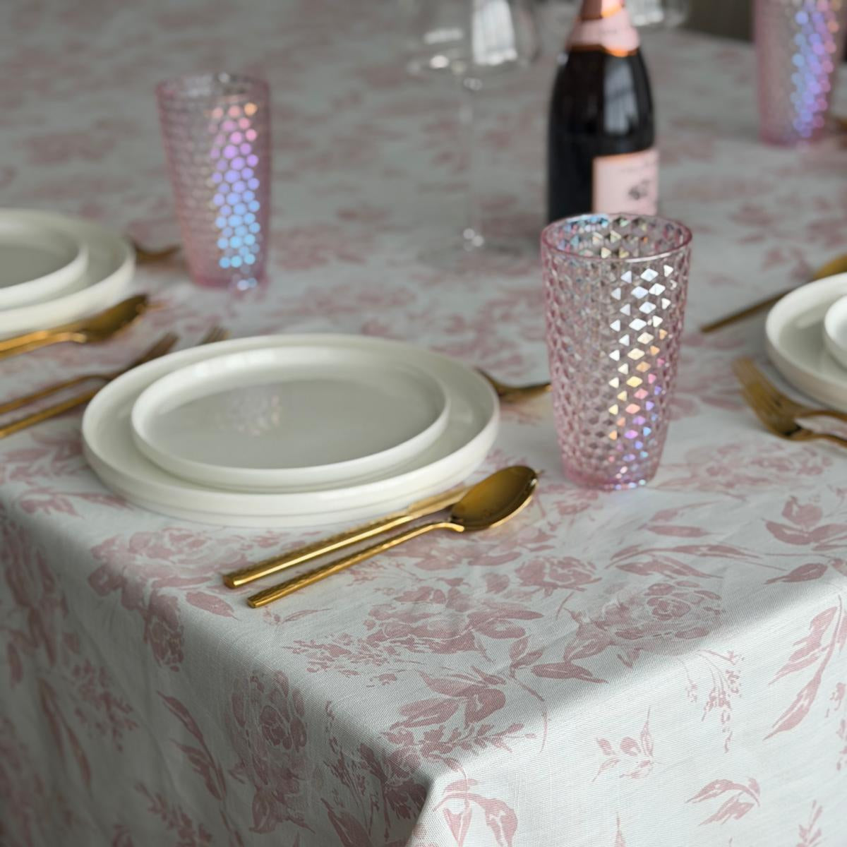 8203 Garden Pink