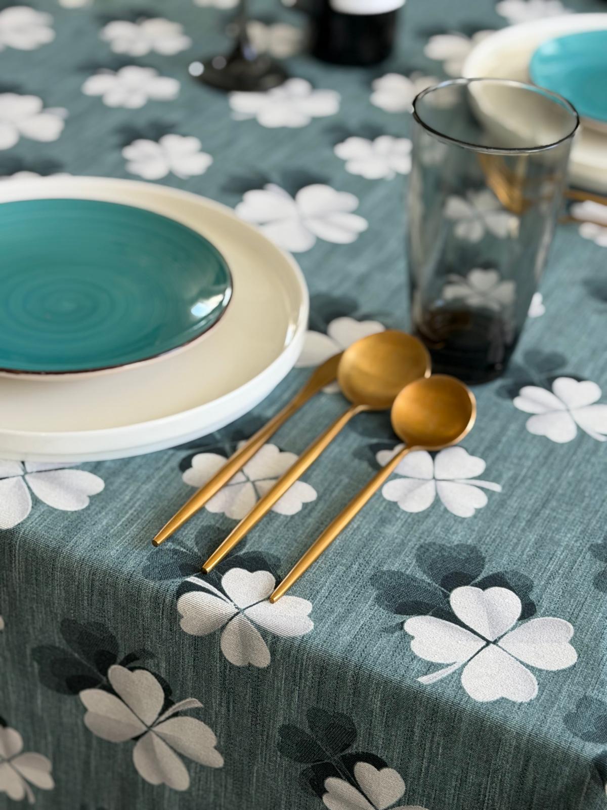 8140 Clovaire Teal