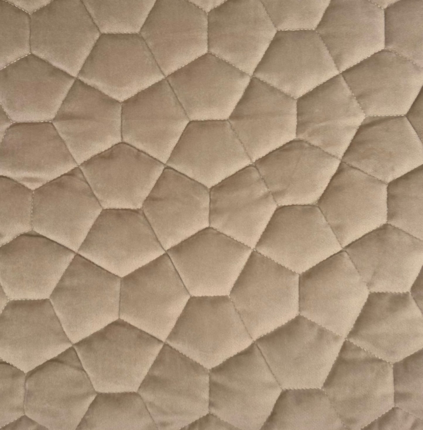 6010 Mosaic Quilt Taupe