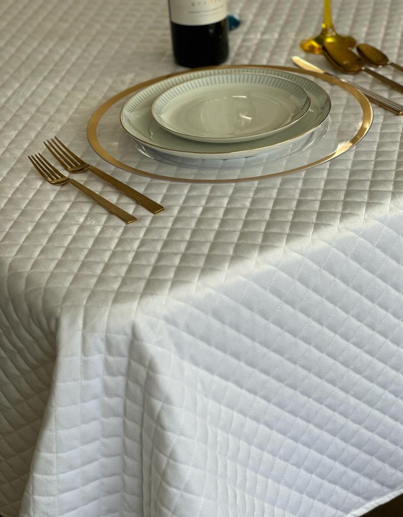 6030 Velvet Quilted White