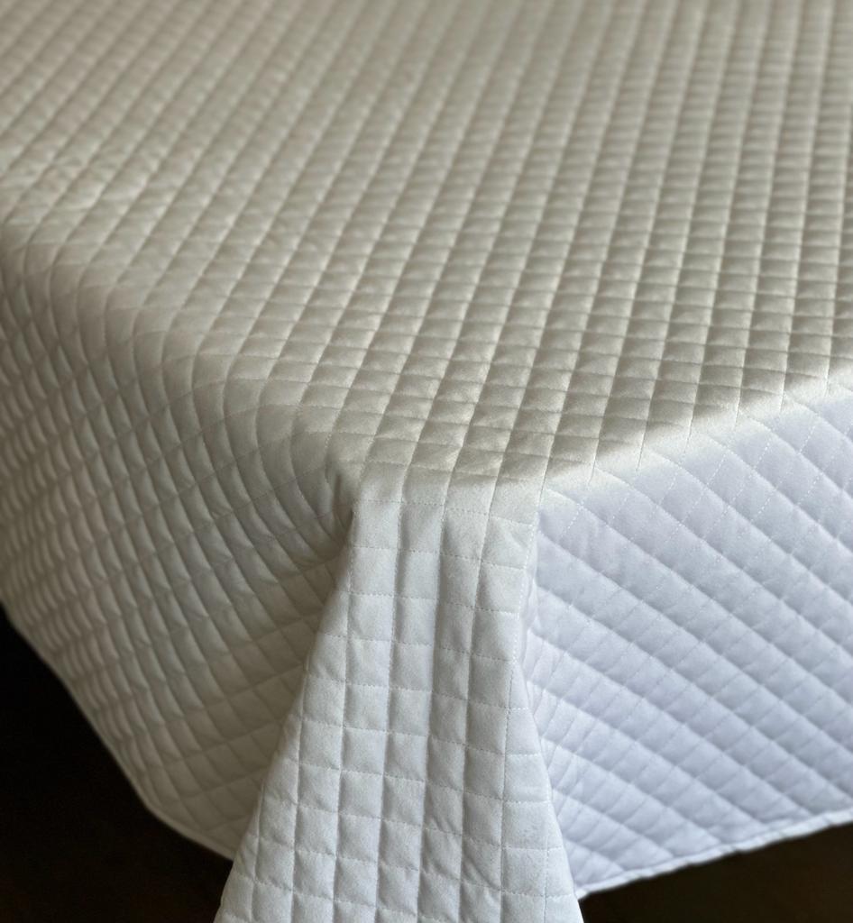 6030 Velvet Quilted White